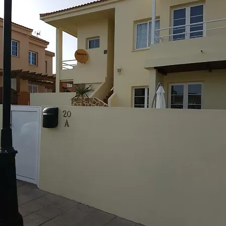Playa Blanca Holiday home *
